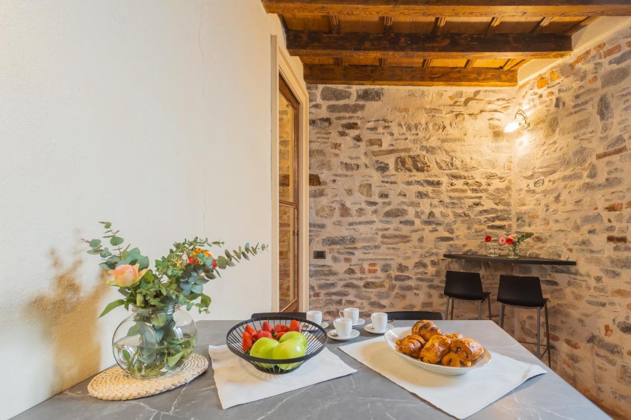 Antiche Mura Como By Rent All Como Exterior foto