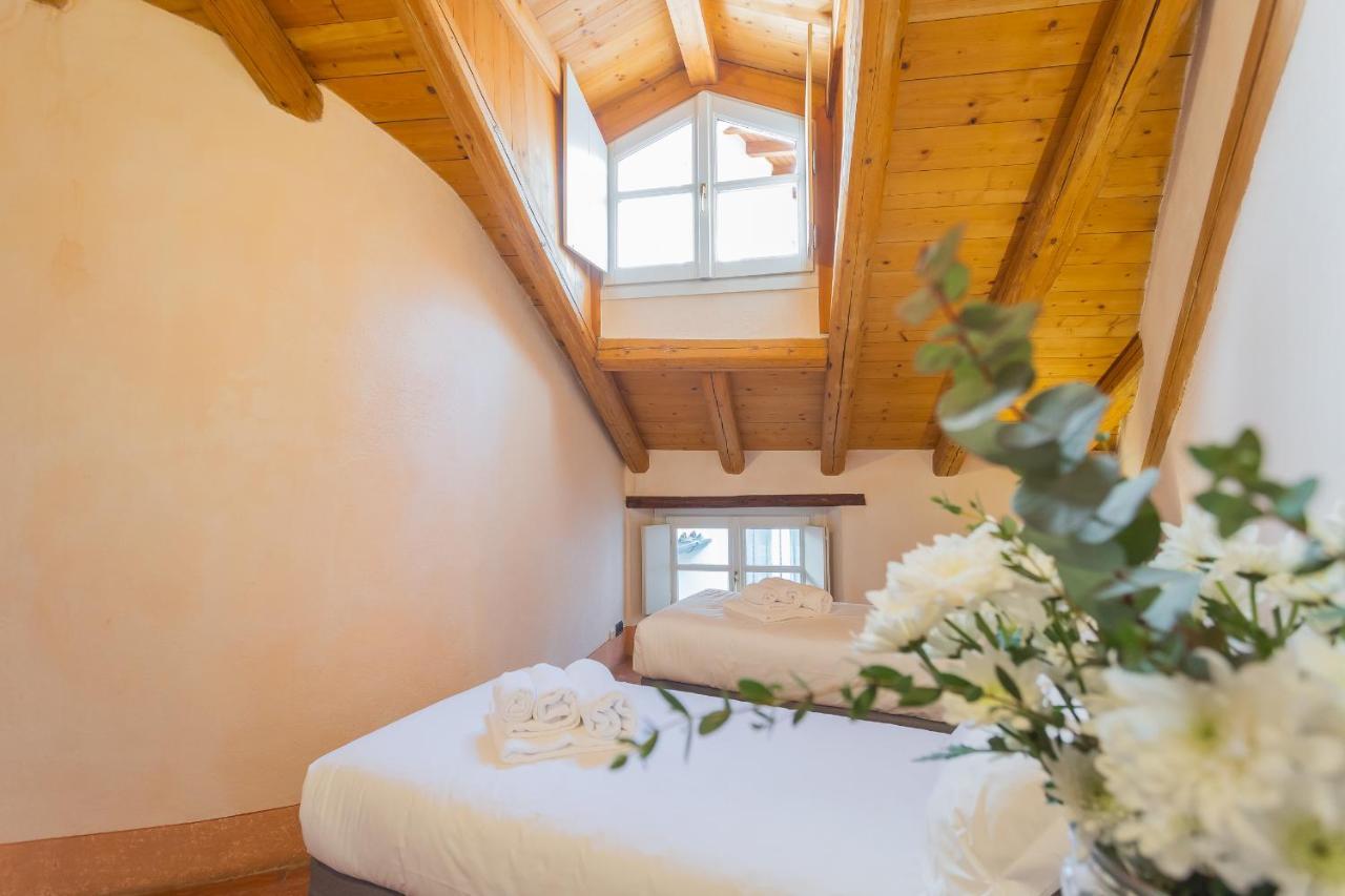 Antiche Mura Como By Rent All Como Exterior foto